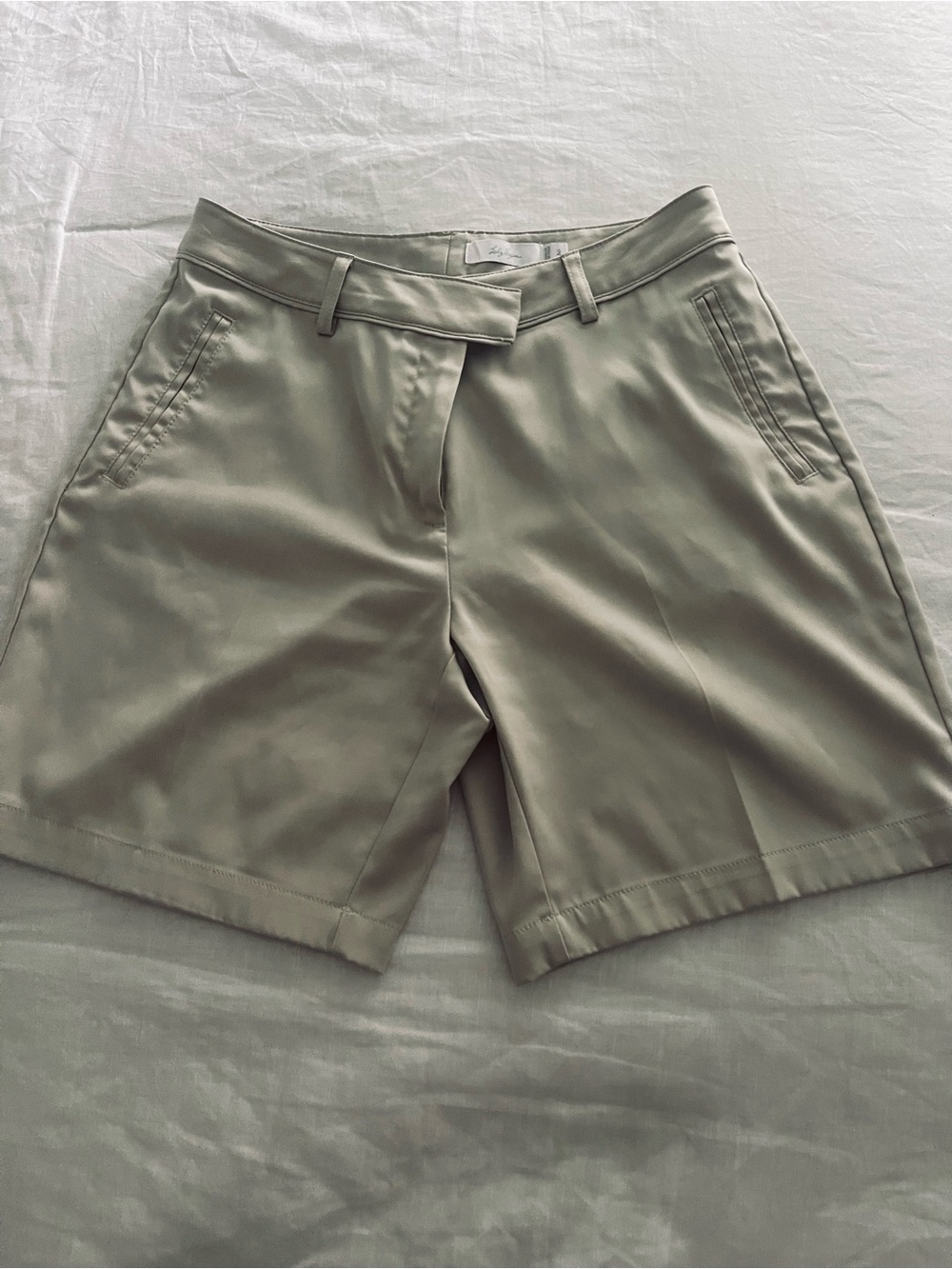 Lady Hagen Dry fit Golf Shorts size 2